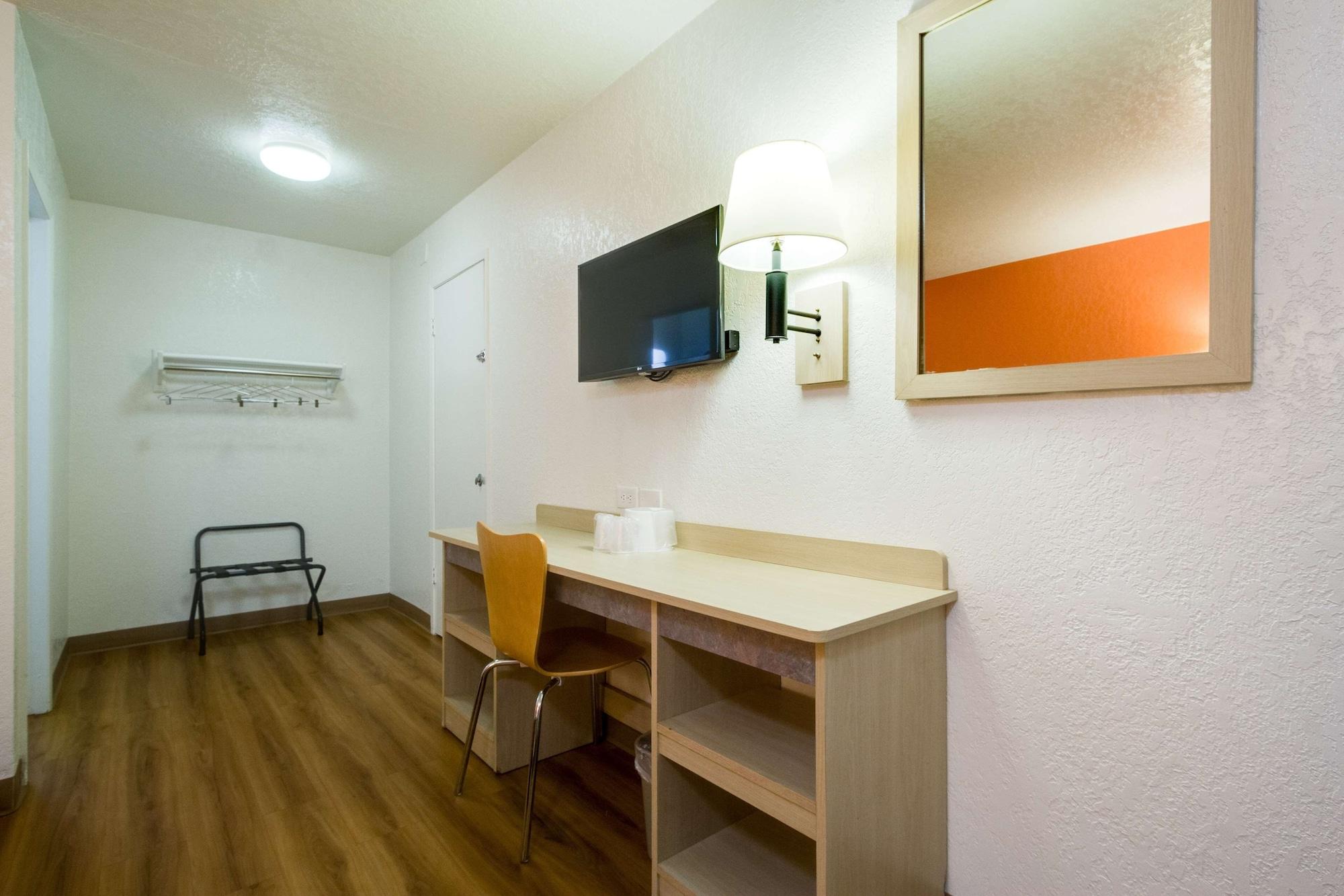 Park Inn By Radisson, Lakewood Esterno foto