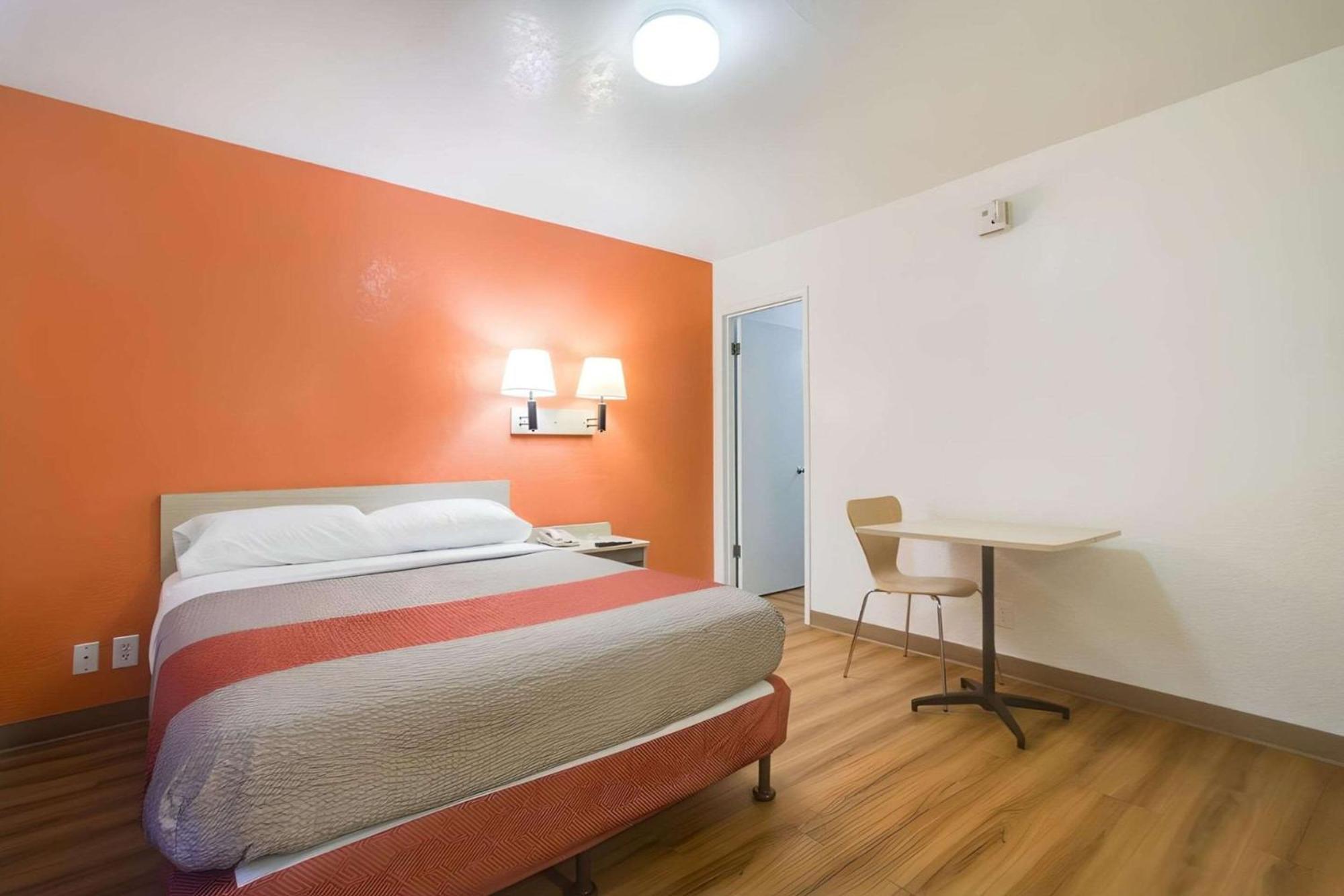 Park Inn By Radisson, Lakewood Esterno foto