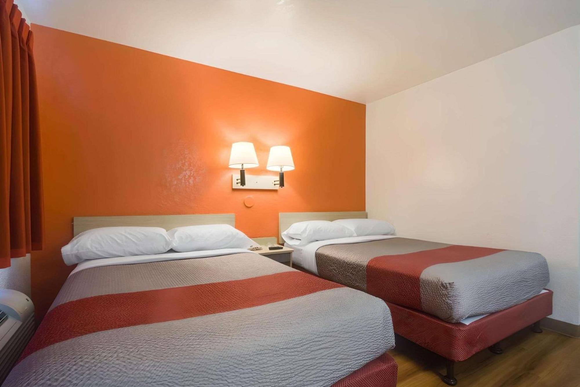 Park Inn By Radisson, Lakewood Esterno foto