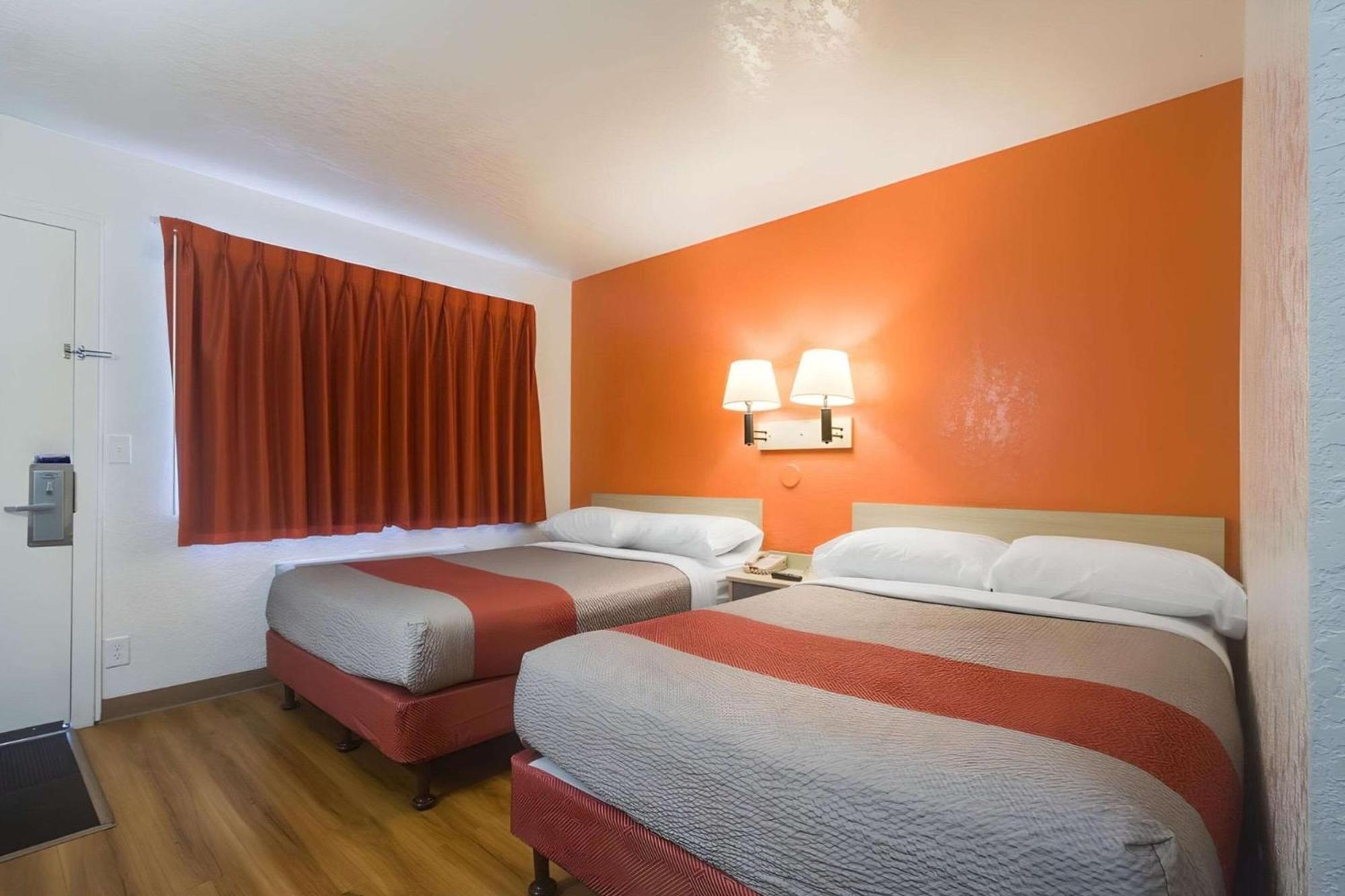 Park Inn By Radisson, Lakewood Esterno foto
