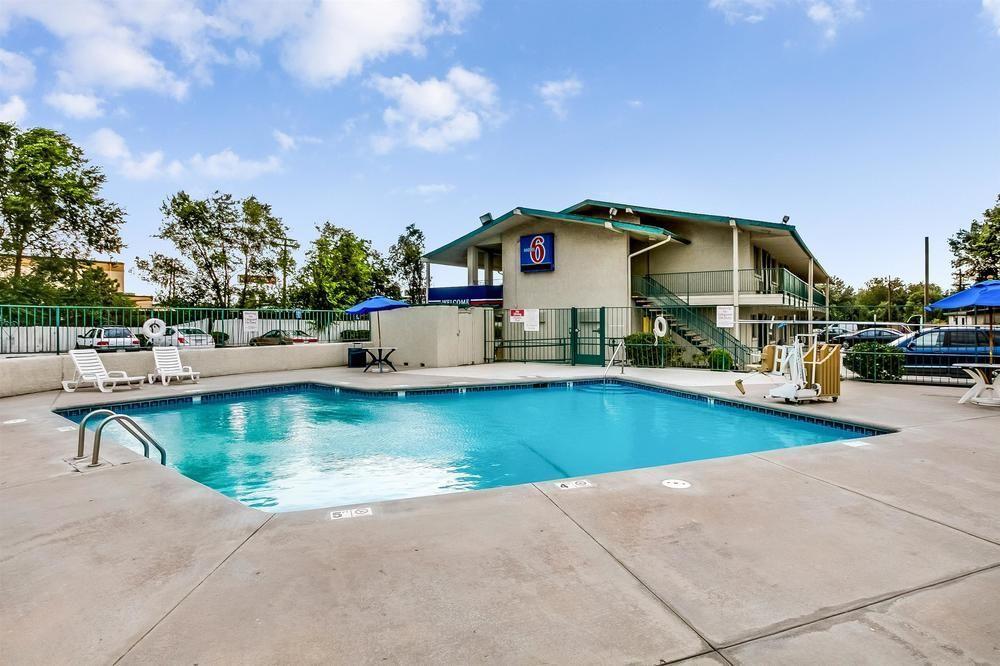Park Inn By Radisson, Lakewood Esterno foto